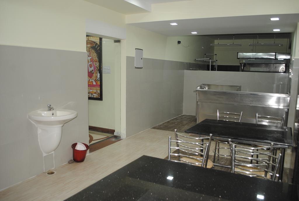 Ssr Hotel Srikalahasti Εξωτερικό φωτογραφία