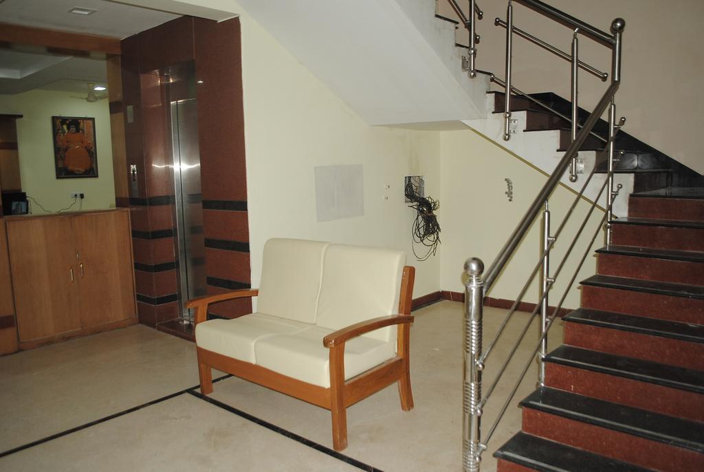 Ssr Hotel Srikalahasti Εξωτερικό φωτογραφία